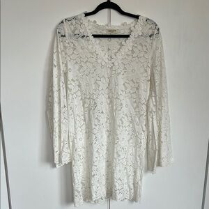 Amenapih Paris white lace bell sleeved shift dress